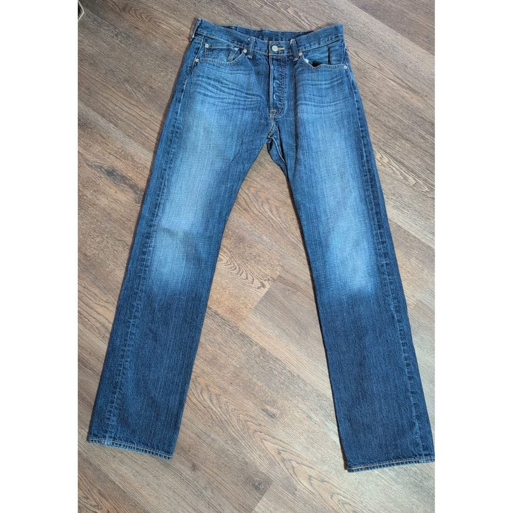Vintage Levi's 501 Men's Button 32x34 Jeans Medium Wash Whiskered Diststressed